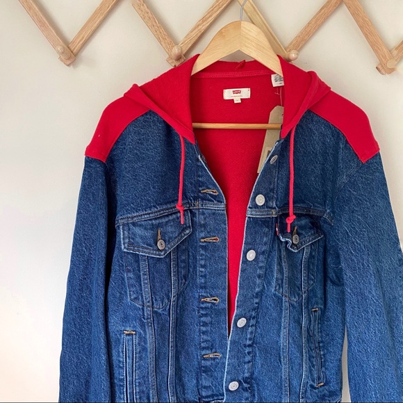 Levi’s Boyfriend Trucker Denim Jacket - Picture 6 of 10
